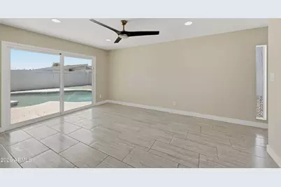 10020 N 52nd Drive, Glendale, AZ 85302 - Photo 18