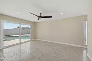 10020 N 52nd Dr, Glendale, AZ 85302 - Photo 18