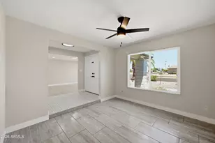 10020 N 52nd Dr, Glendale, AZ 85302 - Photo 8