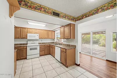 9847 W Wrangler Drive, Sun City, AZ 85373 - Photo 16