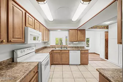 9847 W Wrangler Drive, Sun City, AZ 85373 - Photo 18