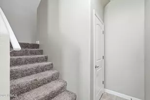 1255 N Arizona Ave, Chandler, AZ 85225 - Photo 22