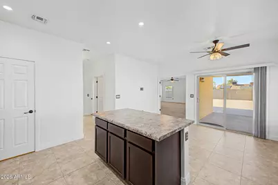 2552 E Atlanta Avenue, Phoenix, AZ 85040 - Photo 10