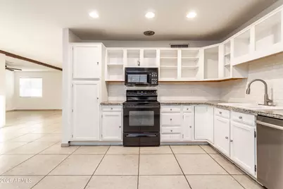 1720 N 75th Place, Scottsdale, AZ 85257 - Photo 6