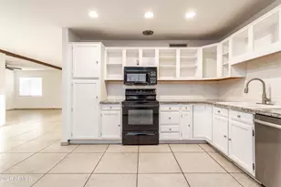 1720 N 75th Pl, Scottsdale, AZ 85257 - Photo 6