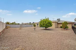 12209 N Mission Dr, Sun City, AZ 85351 - Photo 30