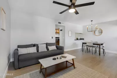 3619 E Monterosa Street #209, Phoenix, AZ 85018 - Photo 6