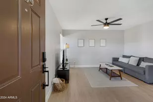 3619 E Monterosa St, Phoenix, AZ 85018 - Photo 2