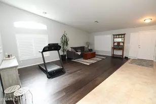 7621 W Peck Dr, Glendale, AZ 85303 - Photo 6