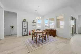 1122 E Monte Wy, Phoenix, AZ 85042 - Photo 14