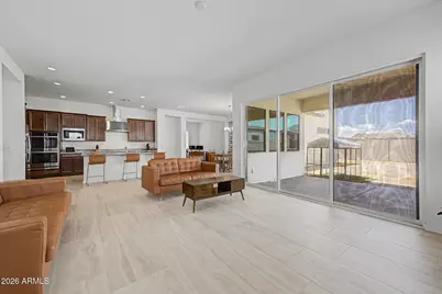 1122 E Monte Way, Phoenix, AZ 85042 - Photo 8