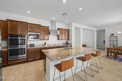 1122 E Monte Way, Phoenix, AZ 85042 - Photo 10