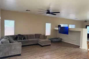 178 W Pacific Dr, Casa Grande, AZ 85122 - Photo 12