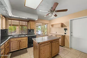 9326 W Cedar Hill Cir N, Sun City, AZ 85351 - Photo 16