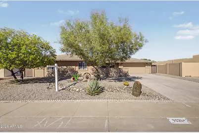 9326 W Cedar Hill Circle N, Sun City, AZ 85351 - Photo 1