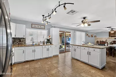 4832 N 63rd Drive, Phoenix, AZ 85033 - Photo 18