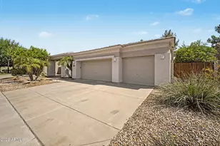 343 W Carob Dr, Chandler, AZ 85248 - Photo 2