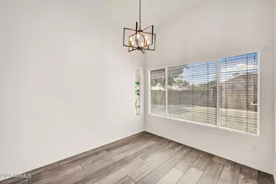 145 W Merrill Court, Gilbert, AZ 85233 - Photo 10