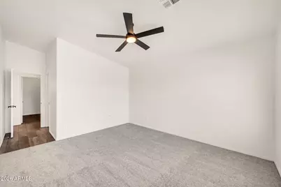 145 W Merrill Court, Gilbert, AZ 85233 - Photo 16