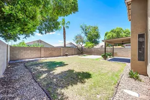 145 W Merrill Ct, Gilbert, AZ 85233 - Photo 34