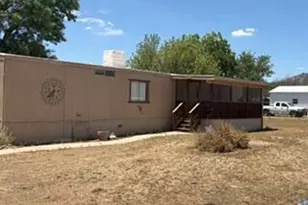 18386 S Pioneer Ave, Peeples Valley, AZ 86332 - Photo 1