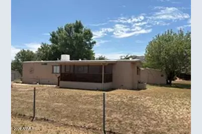 18386 S Pioneer Avenue, Peeples Valley, AZ 86332 - Photo 6