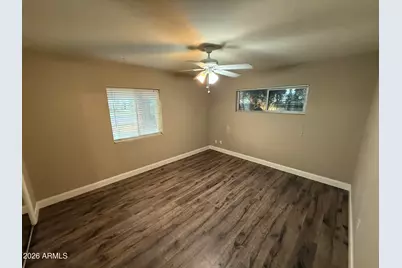 3907 E Devonshire Avenue, Phoenix, AZ 85018 - Photo 12
