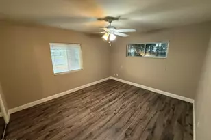 3907 E Devonshire Ave, Phoenix, AZ 85018 - Photo 12