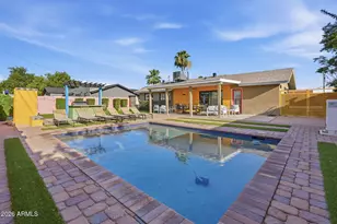 8426 E Sheridan St, Scottsdale, AZ 85257 - Photo 8