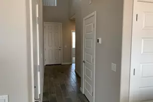 715 N Sparrow Dr, Gilbert, AZ 85234 - Photo 28