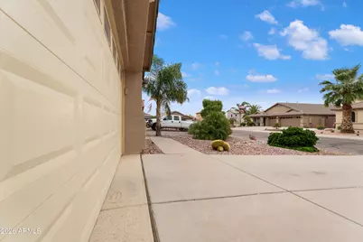 935 W Gascon Road, San Tan Valley, AZ 85143 - Photo 68