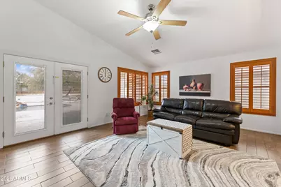 935 W Gascon Road, San Tan Valley, AZ 85143 - Photo 8