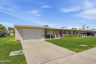 10869 W Clair Dr, Sun City, AZ 85351 - Photo 2