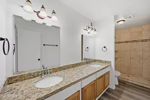 2905 W Glendale Ave, Phoenix, AZ 85051 - Photo 16