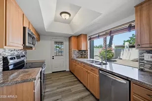 2905 W Glendale Ave, Phoenix, AZ 85051 - Photo 10