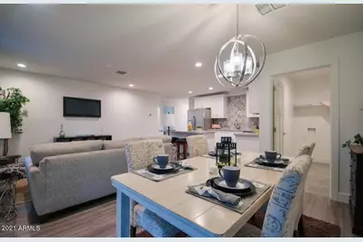 5927 S 12th Lane, Phoenix, AZ 85041 - Photo 6