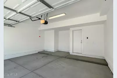 3215 E Flower Street #13, Phoenix, AZ 85018 - Photo 14