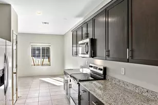 42860 W Vincent Dr, Maricopa, AZ 85138 - Photo 2