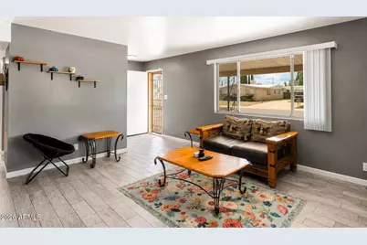 565 Earl Drive, Sierra Vista, AZ 85635 - Photo 2