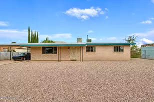 565 Earl Dr, Sierra Vista, AZ 85635 - Photo 1