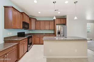 3481 E Orchid Ln, Gilbert, AZ 85296 - Photo 4