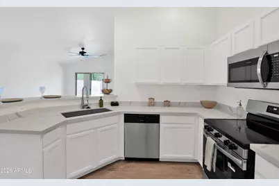10215 E Kiva Avenue, Mesa, AZ 85209 - Photo 2