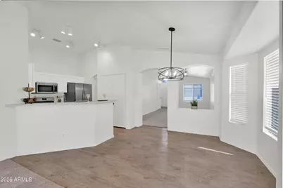 10215 E Kiva Avenue, Mesa, AZ 85209 - Photo 8