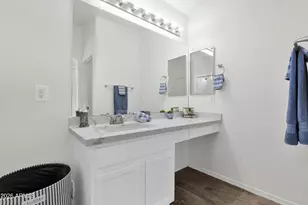 10215 E Kiva Ave, Mesa, AZ 85209 - Photo 18