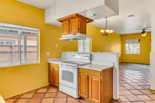 1331 E Apollo Rd, Phoenix, AZ 85042 - Photo 4