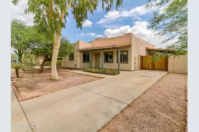 1331 E Apollo Road, Phoenix, AZ 85042 - Photo 1