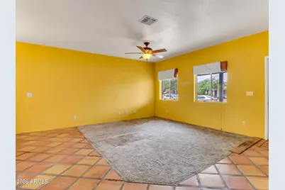 1331 E Apollo Road, Phoenix, AZ 85042 - Photo 10