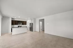 42875 W Pablo Dr, Maricopa, AZ 85138 - Photo 2