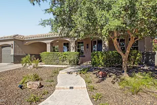 425 S Camellia Dr, Chandler, AZ 85225 - Photo 4