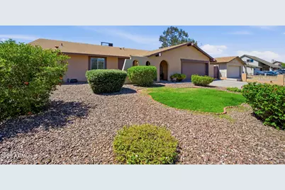 7949 W Devonshire Avenue, Phoenix, AZ 85033 - Photo 2